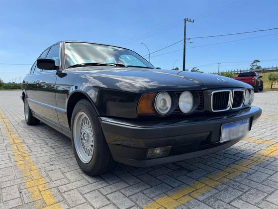 BMW 540i 4.0 SEDAN V8 32V GASOLINA 4P AUTOMÁTICO